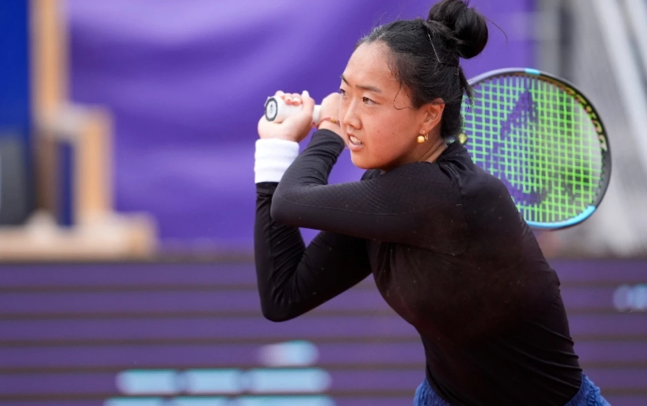 Осака (WTA). Энн Ли стала первой полуфиналисткой турнира