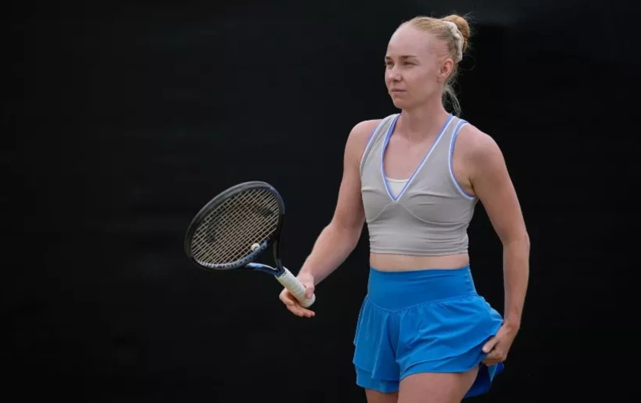 Гуанчжоу (WTA). Мария Козырева и Майя Люмсден успешно стартовали в парном разряде