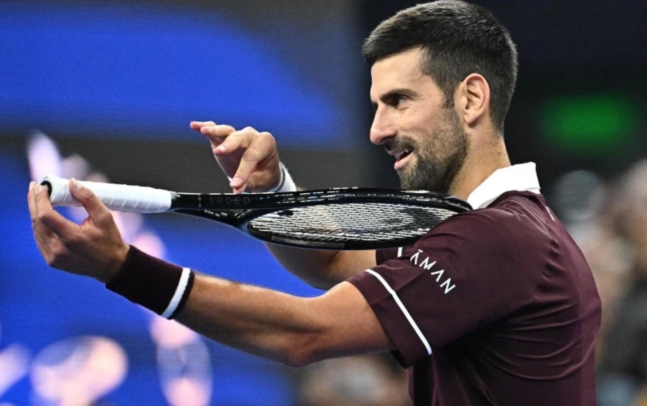 Базель (ATP). Новак Джокович одержал волевую победу над Уго Умбером на старте турнира
