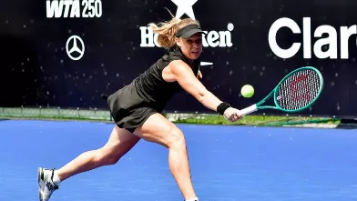 Анна Блинкова официально перешла под флаг Франции