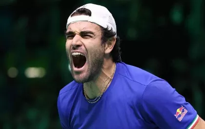 Кубок Дэвиса. Маттео Берреттини обыграл Рафаэля Коллиньона и вывел Италию вперёд в полуфинале с Бельгией