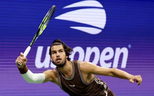 Карлос Алькарас впервые за пять лет проиграл на US Open раньше полуфинала. Прервалась 18-матчевая победная серия испанца на ТБШ