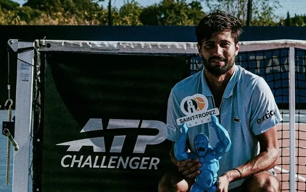 ATP Challenger Tour. Титуан Дроге взял титул в Сен-Тропе, Лука Микрут - в Генуе