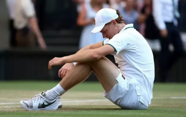 Официально: Янник Синнер завершит сезон на втором месте в рейтингe ATP