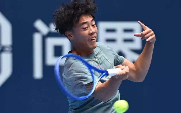Ханчжоу (ATP 250). Коулмен Вонг пробился в 1/4 финала, Камиль Майхжак выбыл