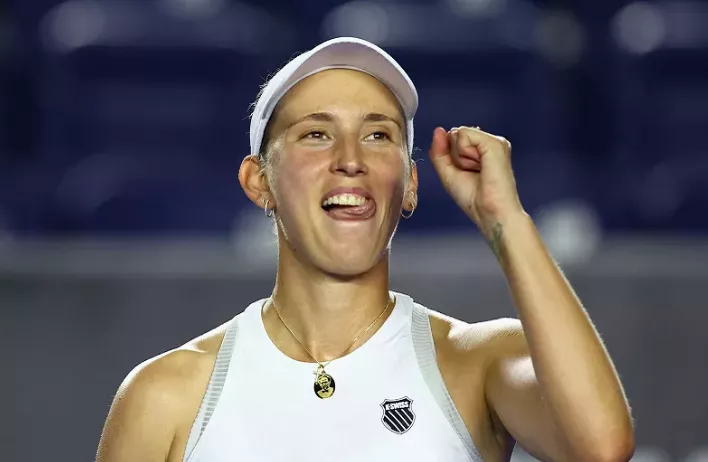 Пекин (WTA). Элизе Мертенс сенсационно выбила Коко Гофф и впервые с 2021 года вышла в 1/4 финала "тысячника"
