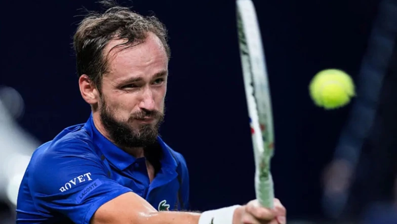 Алматы (ATP 250). Даниил Медведев вошёл в восьмёрку сильнейших на турнире