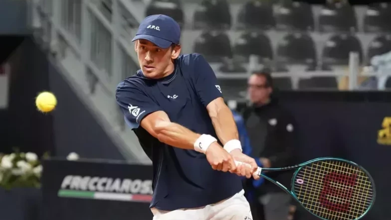 Вена (ATP). Алекс де Минаур уверенно победил Лёрнера Тьена и вышел в четвертьфинал
